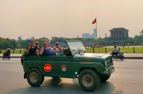 By Jeep: Discover Hanoi City And Street Foods (4 Hours Tour)