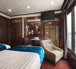 Halong_bay_luxury_Alisa_cruise