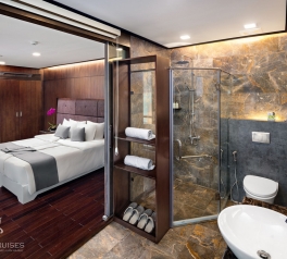 luxury-cruise-halong-bay