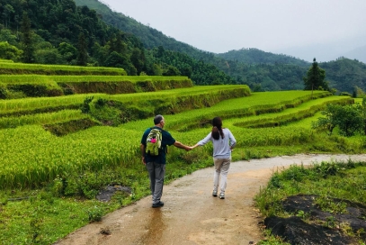 By Limo: Sapa 3Days 2Nights:1Night In Hotel - 1Night In Homestay