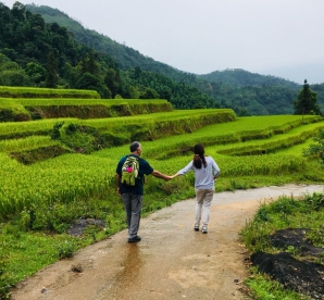 By Limo: Sapa 3Days 2Nights:1Night In Hotel - 1Night In Homestay