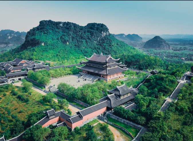 bai_dinh_pagoda_one_day_tour