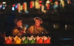 hoian_fullmoon_party