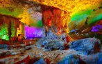 vietnam_cave_tour_funny_travel