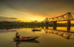 Long Bien Bridge
