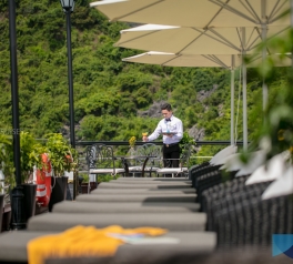Sundeck-7