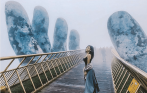 Danang-to-Golden-Bridge-Ba-Na-Hills-Private-Car