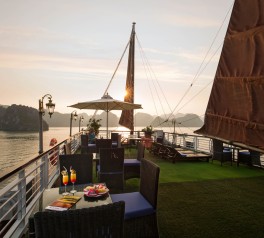 halong_bay_2days_1night_aclass_legend_cruise
