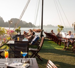 halong_bay_aclass_legend_cruise