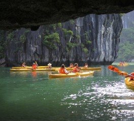 Carina_cruise_halong