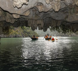 best-halong-bay-era-luxury-cruise