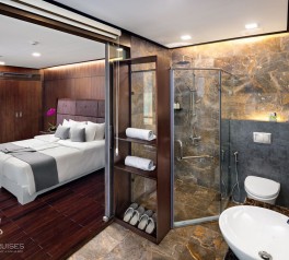 luxury-cruise-halong-bay