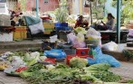 street_market_hanoi_bike_tour