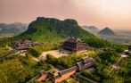 bai_dinh_temple_one_day_tour_funny_Travel