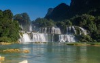 ban-gioc-waterfall-funny-travel