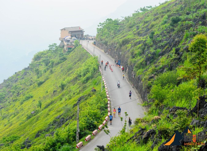 cong_ty_to_chuc_tour_ha_giang_tot_nhat