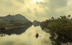 perfume_pagoda_funny_travel