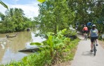 cycling_in_mekong