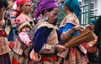 bac_ha_market_funny_travel