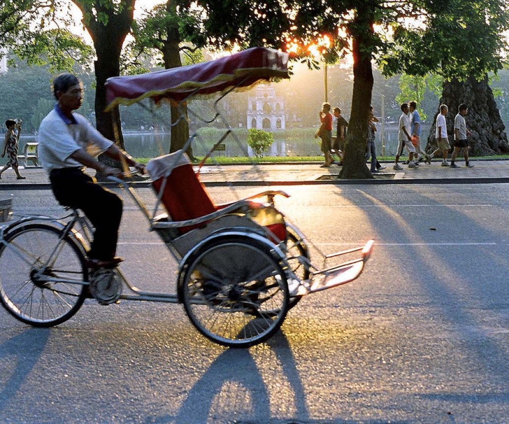 Discover Hanoi on a Cyclo