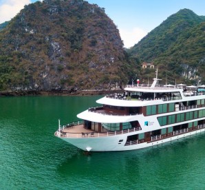 Le Theatre Cruise
